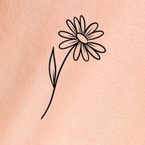 Meet your Posher, Kay Daisy!! - Picture 1 of 1